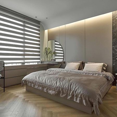 Kabi Homes - Luxury Apartment In Vinhomes Times City Hanoi Bagian luar foto